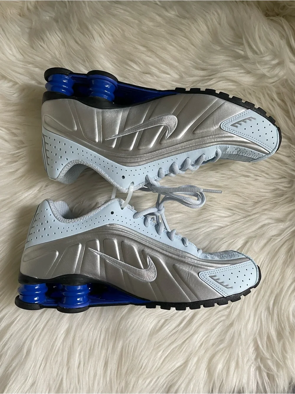 Nike Shox R4 Blue Tint Metallic Silver Y2K AR3565-402 Womens 9.5 Sneakers NWOB